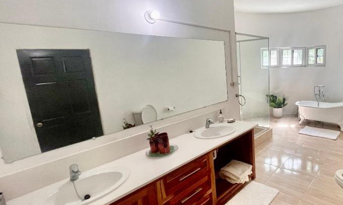 Albion Casa | Chasucourt