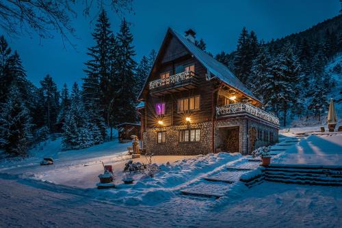 Liptovsky Jan Chalet De Esquí | Chata Partizán