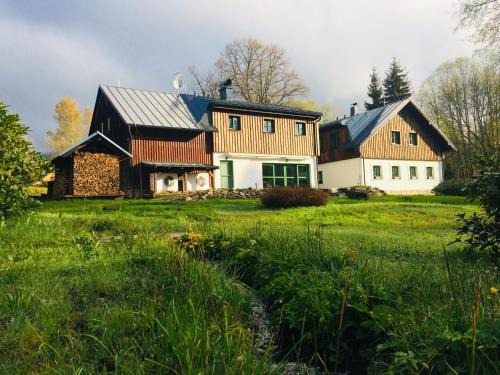 Zelezna Ruda Apartamento | Chata Rozhlas