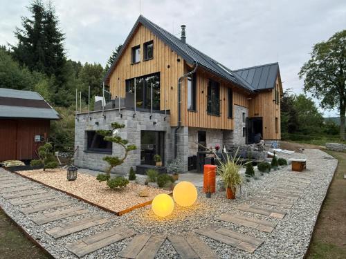 Jiretin pod Bukovou Chalet De Esquí | Chata u Jelenů