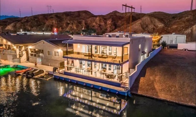 Cienega Springs Casa | Chateau Bleu Summary: