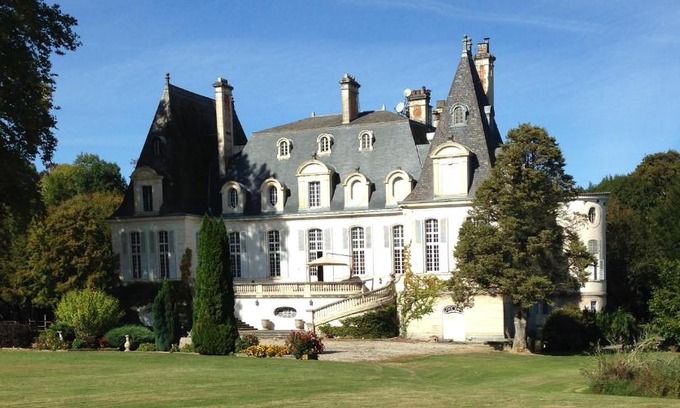 La Bastide-de-Serou Cama Y Desayuno | Chateau du Val Larbont