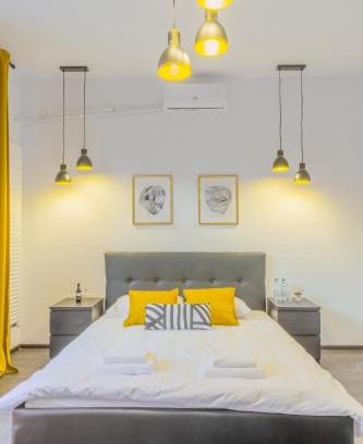 Bucharest City-Centre Apartamento | CHÂTEAU: Upscale Suites in Bucharest's Historical Center!