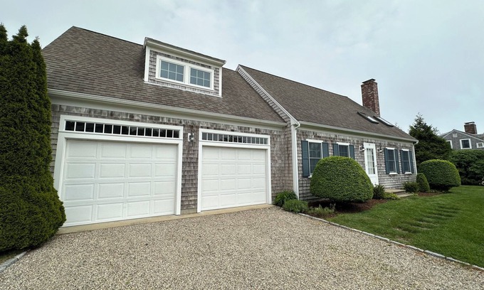 West Chatham Cabaña | Chatham Charm Awaits - Family-Friendly Cottage Near Beaches & Local Attractions