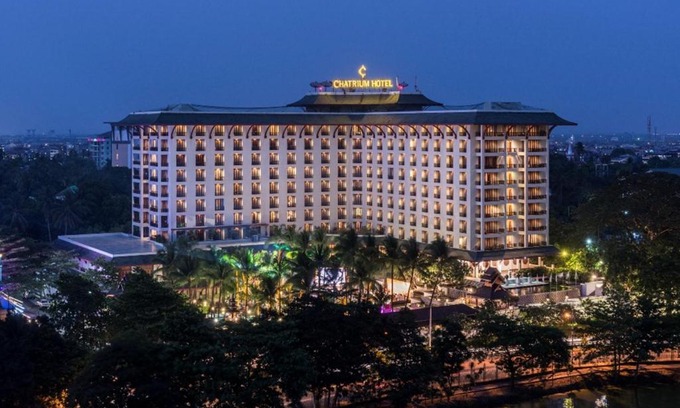 Kandawgyi Lake Area Hotel | Hotel Chatrium Royal Lake Yangon