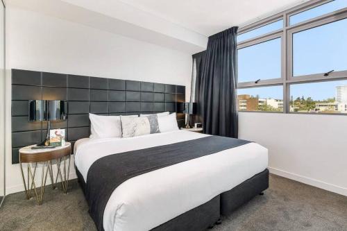 Chatswood CBD Apartamento | Chatswood CBD 2BR l Balcony l Parking l Office
