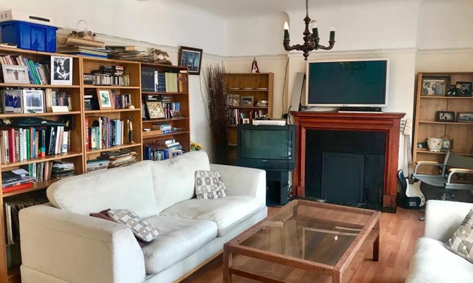 Edgware Apartamento | Cheap basic, no frills flat. Sleeps 6, suitable for construction workers?