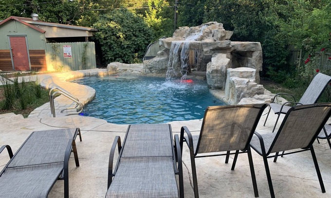 Rio Vista Casa | Cheatham Pool House San Marcos