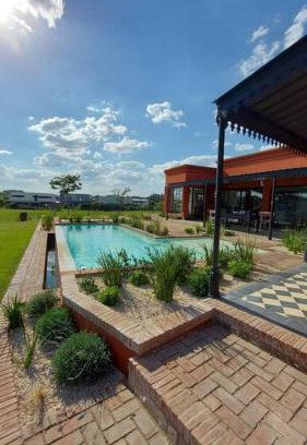 Las Colinas de Peralta Ramos Casa | Check and Home - Casa Arenas del Sur - 7 Huéspedes en Barrio Privado