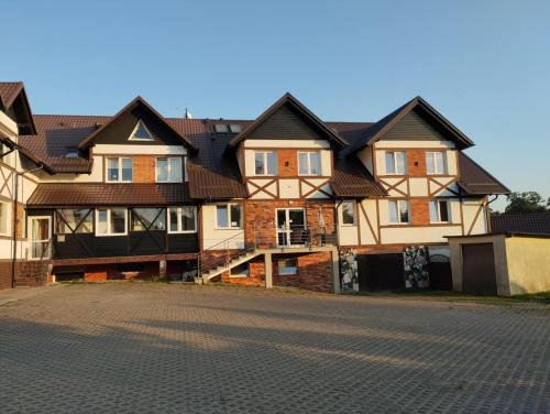 Grzybno Casa | Checz Gościnna- pokoje,sauna,jacuzzi, sala konferencyjna