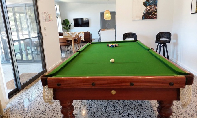 Halls Gap Casa | Cheeky Emu Spacious Family Accommodation Halls Gap