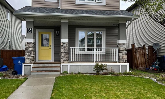 Lethbridge Casa | Cheerful 1-bedroom home with free parking