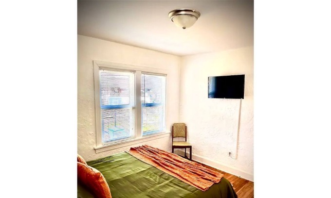 Normandy Casa | Cheerful 1-bedroom, red brick, historic home