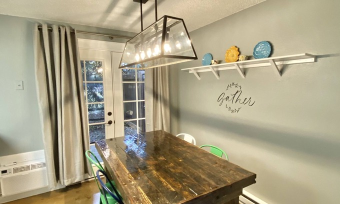 Collister Casa | Cheerful 2 bedroom Best Value in NW Boise; 10 min to downtown