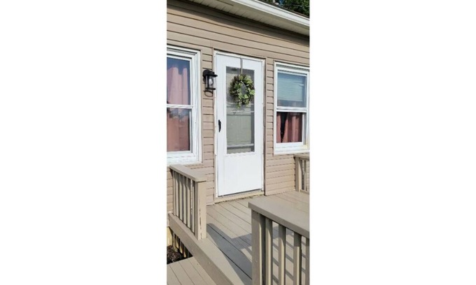 Delphos Casa | Cheerful 2 Bedroom Delphos Bungalow