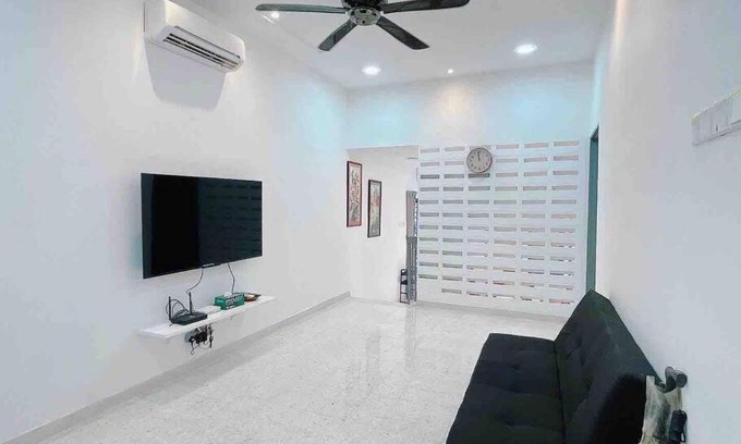Cheras Casa | Cheerful 27 Home with BBQ grill