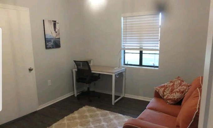 Wildwood Casa | Cheerful 3 bed 2 bath with Office, Patio, and Yard