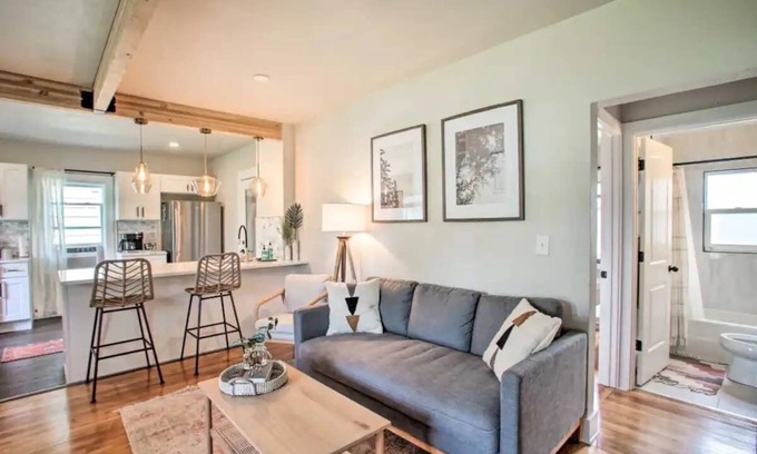 Northtown Casa | Cheerful 3 bedroom Villa with Backyard Oasis