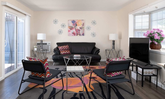 Warm Springs District Casa | Cheerful 3BR Home in Fremont, Sleeps 6