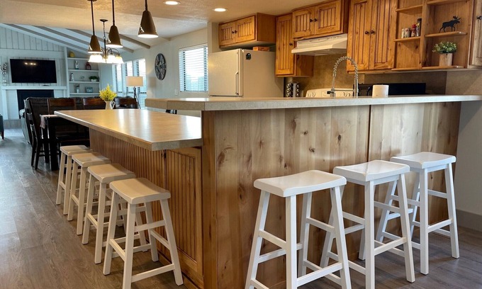 Sweetwater Casa | ⭐ Cheerful 5 bedroom home with amazing views ⭐