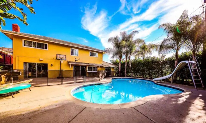 Rowland Heights Casa | Cheerful 5BD Villa with Pool