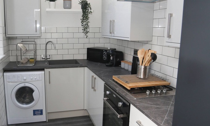 Sheffield Casa | Cheerful and Cosy 4 bedroom House