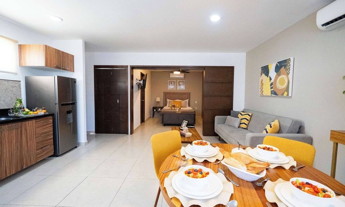 Díaz Ordaz Apartamento | Cheerful Condo, Mountainview Roof and Lounge