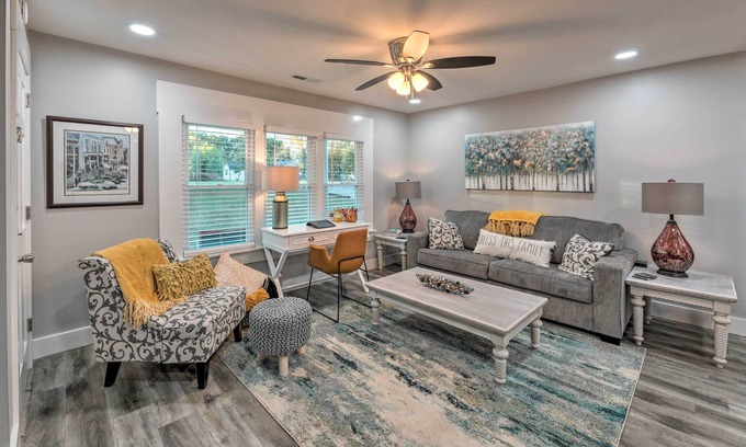 Lebanon Casa | Cheerful Duplex Unit - 1 Mi to State Park!