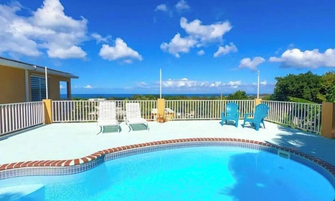 Florida Casa | Cheerful Home with Gorgeous Ocean Views and Pool