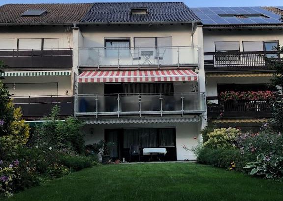 Rheinau Casa | Cheerful Roof Flat in a Private German Style House