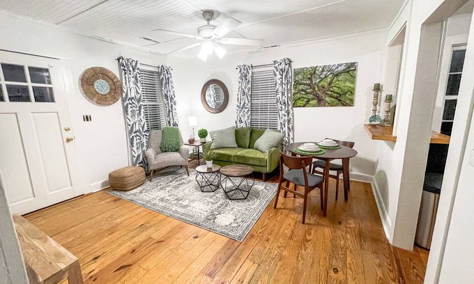 Beaufort Cabaña | Cheerful tiny home by the Bay