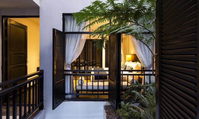 Old City Hotel | Cheeva Dee Hotel