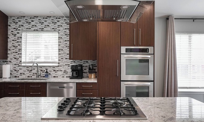 Lake Orion Casa | Chef's Kitchen, King Bed near GM Orion, Shops/Dining and Easy Access to Freeways