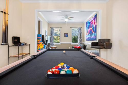 Charlotte Casa | Chelsea's Fun House-University Area!