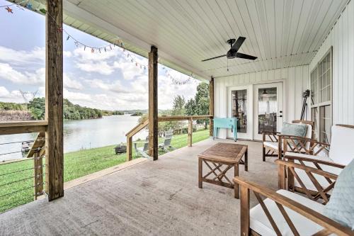 Mooresburg Casa | Cherokee Lake Home with Private Dock and Patio!