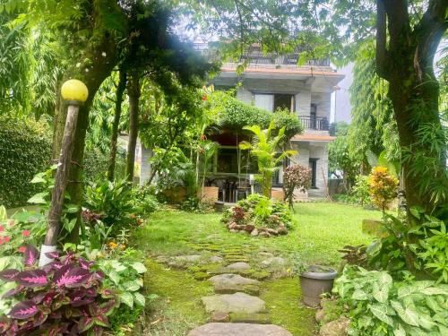 Pokhara Hotel | Cherry Garden Pokhara