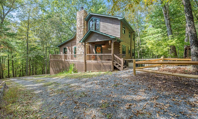 Cherry Log Cabina | Cherry Goose Lodge- Cherry Log GA