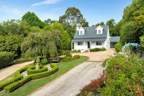 Burrawang Casa | Cherry Tree Cottage, Burrawang, Southern Highlands