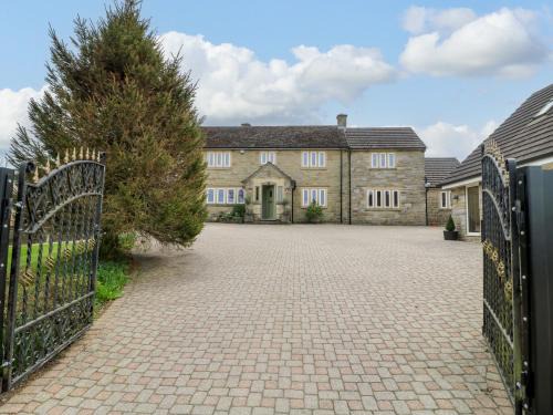 Stonedge Casa | Cherry Tree Farm