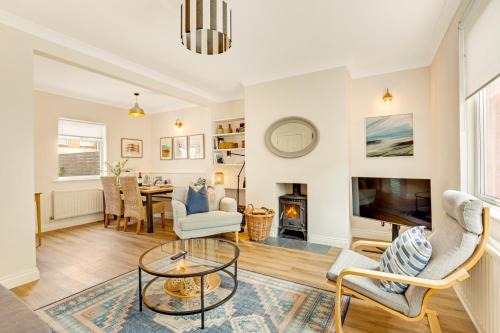Amble Casa | Cherry Tree House - North East Escapes