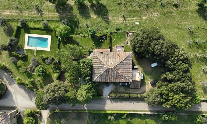 Lucignano Casa | Chestnut House