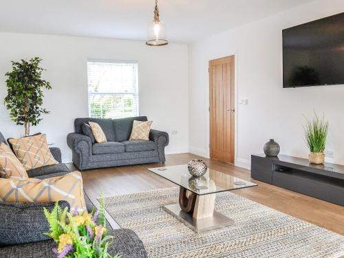 Carlisle Casa | Chestnuts
