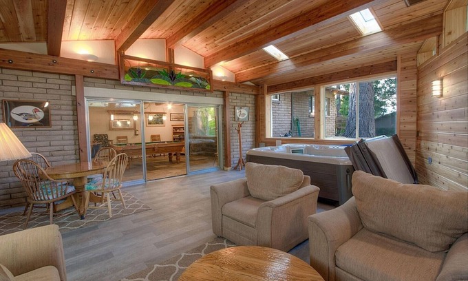 Round Hill Village Casa | Cheyenne Chalet 4 Bedroom Home by RedAwning