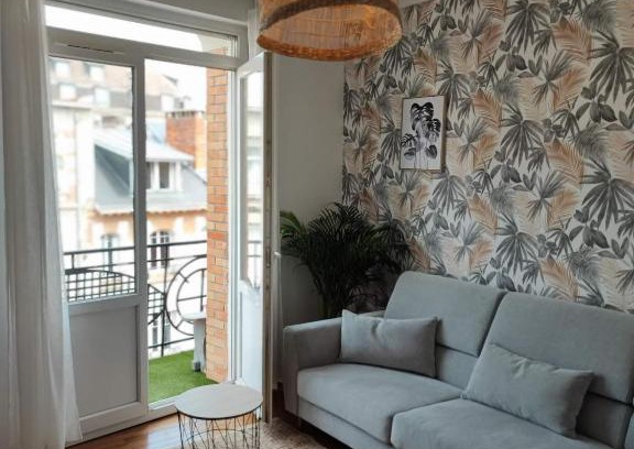 Hincmar Apartamento | Chez Apolline - Vue Cathédrale - Hyper centre ville