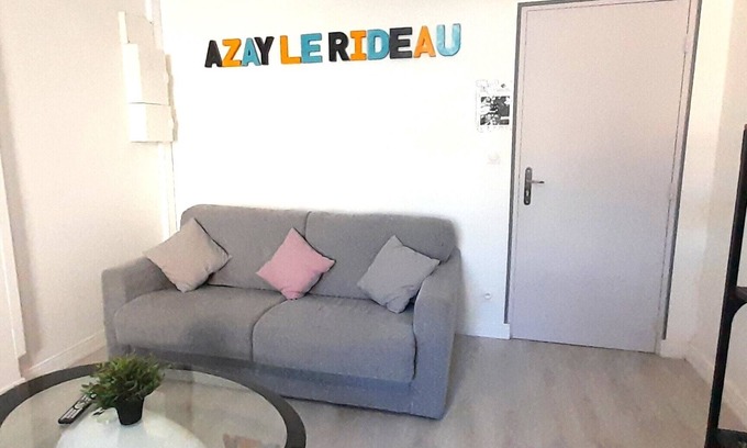 Azay-le-Rideau Apartamento | Chez Benjamin -> Sleeps 2 to 4 in the center of Azay