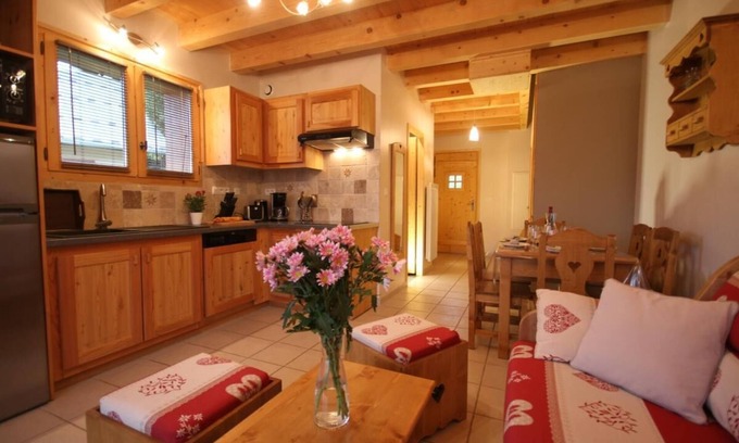 Albiez-Montrond Casa | Chez Charles - Albiez Montrond
