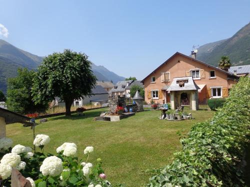 Luz-Saint-Sauveur Apartamento | Chez Corine Marque Bastampe