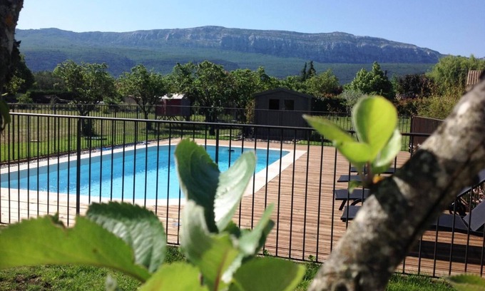 Nans-les-Pins Casa | Chez elles en Provence Au temps des Cerises
