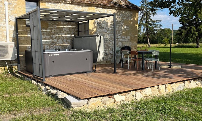 Gageac-et-Rouillac Apartamento | Chez FLO et Marjo des Séjours a la Campagne Repos Assurer