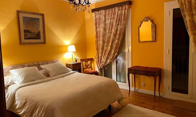Bourg-Madame Apartamento | Apartamento luminoso, acogedor y muy espacioso.